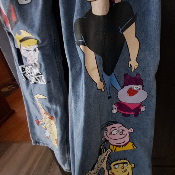 Hot Topic Blue Cartoon Graphic Women's Flare Jeans - Picture 6 of 6